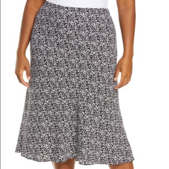 Halogen Bias Cut Midi Skirt. Black and White Leopard Dot. Flowy. Animal print - Picture 2 of 8